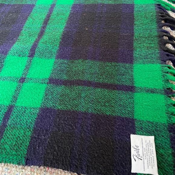 Green and Black Plaid Throw Blanket - Picture 4 of 5
